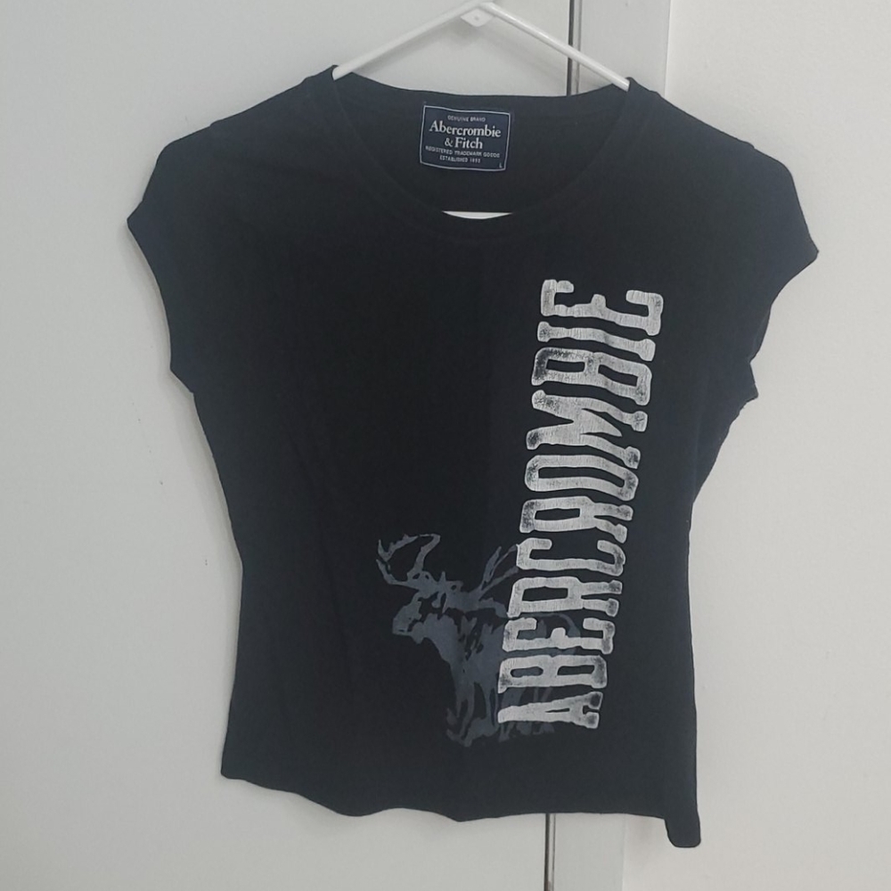 Abercrombie size L